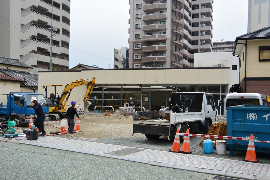 セブンイレブン宗像赤間駅前店オープン（旧みなとタクシー本社跡）