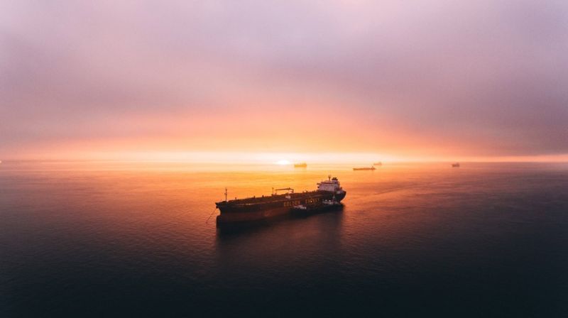 「出光丸」が日本船籍として初めてホルムズ海峡を通過